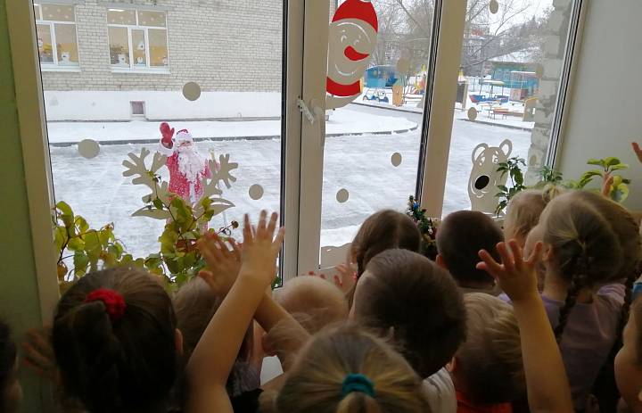Дед Мороз замечен на территории Детского сада "Светлячок"!